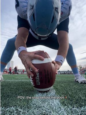 Locked in before kickoff 🫰 #snap #longsnapper #kicker 