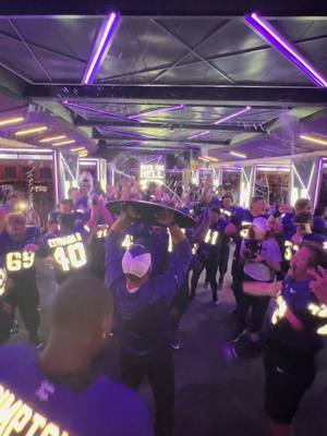 RIFF RAM BAH ZOO LICKETY LICKETY ZOO ZOO WHO WAH WAH WHO GIVE ‘EM HELL TCU!