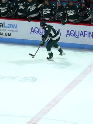 OT WINNER FROM THE CAP 🫡🚨@Michigan State University  Michigan State takes a weekend sweep over #1 Boston University #msu #everythingcollegehockey #cool #otwinner 