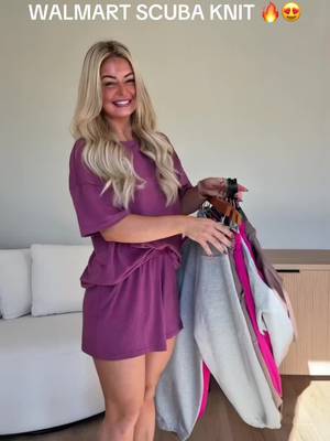 The “I have my life together” look… even when I don’t 😂 Walmart really did something with these scuba sets 👏 #MomUniform #WalmartFinds #walmartfashion #fallfashion 