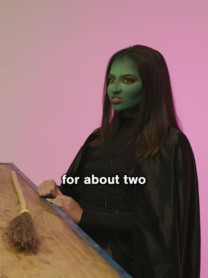 Mia talks behind Shannon's back