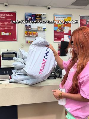 CANADA — WE’RE BACK 🇨🇦💌✨ Girls, after the postal strike in Canada we weren’t able to ship your orders out 😭 but the strike’s finally over and we’re sending all your Trade Chicks packages your way! Can’t wait to see all you Canadian babes rocking your gear 💖👷‍♀️  How loves Jamie’s new hair 🤪💋 #TradeChicks #YouAreNeverAlone #CanadianTradieBabes #ShippingUpdate
