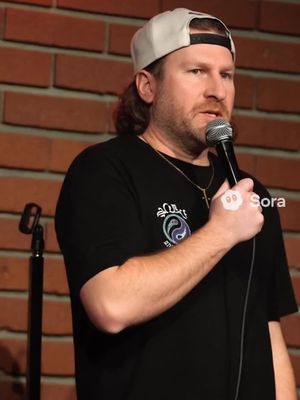 Comedian handles heckler #comedy #fun #kings #nokings 