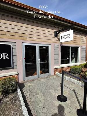 Luxury shopping at the Dior Outlet in New York #mensfashion #mensstyle #luxuryfashion #luxuryshopping #dior @Dior @Diorbeauty filmed on @Oakley Meta 