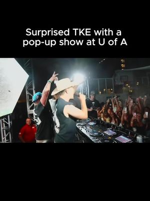 Surprised TKE Arizona with a pop-up show!! Yall are wild!  #dustinlynch #smalltownboy #countryedm #TKE