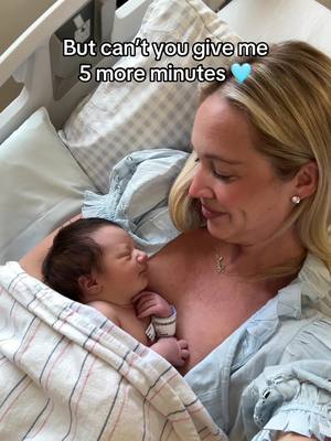 Oh how I wish I could slow down time 😭 #newborn #newmom 