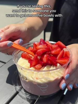 this is a formal invitation to go get smoothie bowls 👉👈