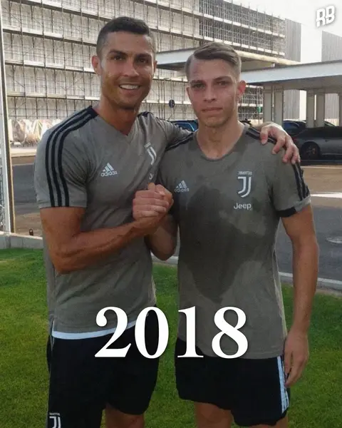 I came across this post and it hit me deep. Former Juventus academy player Cendrim Kameraj shared a picture of him training alongside Cristiano Ronaldo back in 2018, and him now working in construction at 26 years-old. Represented Switzerland and Kosovo internationally at youth level too. I know we always highlight the best young players who have made it or are coming up… But it’s also important to highlight the other side of the game too. For many, it’s a reality. You may not make it on the pitch, but whatever you go on to do, you’re not a failure. I have so much respect for anyone who picks themself up and earns an honest living. People on the outside don’t know the how tough mentally that is, to be so close, to see people you played alongside making it. Thank you for sharing your story, we are all with you. ❤️🫡  @cendrimkameraj #Juventus #respect #football #risingballers #fyp 