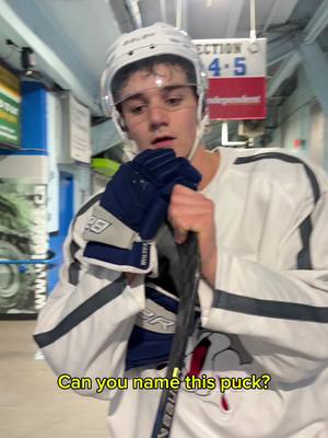 it’s the thought that counts  #sudburywolves #ohl 