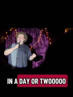 A little bit from my recent stand up set at the Vaudies a couple of weeks ago. Enjoy!! :) #standup #comedy #vaudies #music #highnotes 