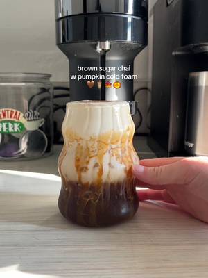Pumpkin season, but make it brown sugar sweet 🍂✨ This Pumpkin Cold Foam Chai by #TAZOBesTea @Ash 🧋✨🏰 takes TAZO’s Classic Chai Latte to the next level with a swirl of pumpkin + brown sugar goodness 🎃☕ #PumpkinTwist #YourUltimateFallSip