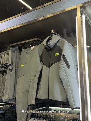 this is another must cop colourway🤯 #JDSports #JD #Nike #NikeTech #TechFleece #FYP #FYP #Shopping 