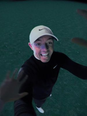 Rory don’t miss 🥶 Celebrating Diwali in style! ✨ @DP World Tour #AD 