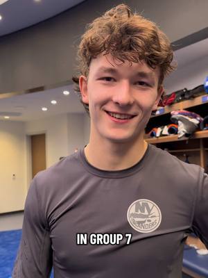BIIG group 7 energy tonight ⭐️🔥 Group 7ers tap in🤝  #islanders #group7 #NHL #schaefer #win 
