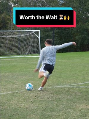 Worth the wait…⏳🙌 #football #footy #soccertraining #satisfying #asmr 