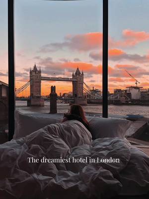 If you know me, you know I'm obsessed with views and this hotel in London has one of the most beautiful views 😍 Imagine waking up here, seeing such a beautiful sunrise, sipping coffee... Dream, right?  Location at the end of the video. London hotels, best hotels in London, where to stay in London, London staycations, unique stays