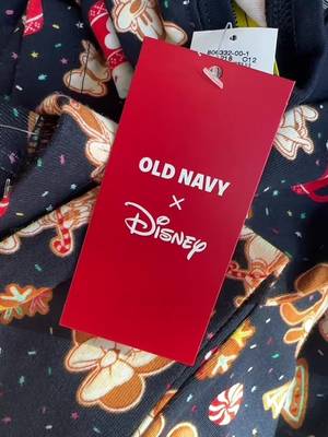 Matching Christmas Pajamas 🐭🎄 @Old Navy @Disney Parks  #fyf #fyfyfyfy #fyp #oldnavy #disney