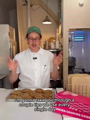 Ever wonder how we get our cookies perfectly round every single time? It’s all thanks to our little secret… a small ring that shapes each one to perfect. Come see (and try) for yourself! 🍪🧑‍🍳