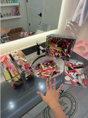 I have too MANY lip glosses help 😭😭 #minifridge #restock #organization 