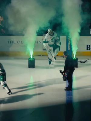 Has to be so sick to hit the ice with North Dakota! #fyp #foryou #collegehockey #northdakota 