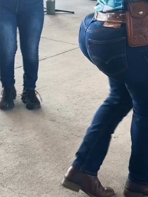 They said the Poteet Flea Market in San Antonio is the BBL capital of the world 🗺️ 🍑 😳 