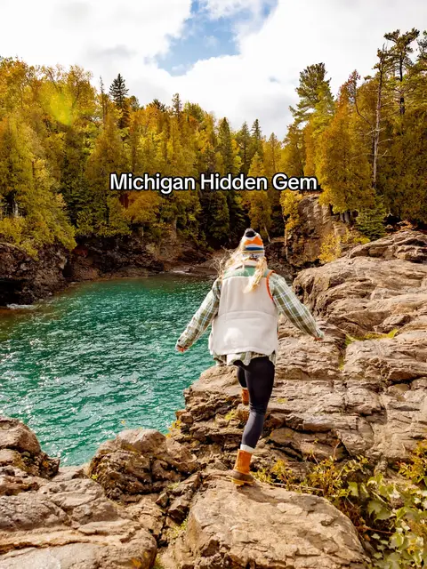 If you’re looking for places to add to your Michigan fall bucket list - this one is a must! Blackrocks in Marquette is forever one of my favorite places in the state at any season!  #michiganfall #upperpeninsula #hiddengem  Michigan Fall colors | Places to go in Michigan | places to go for fall colors in Michigan | Michigan hidden gem 