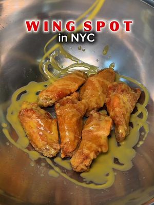 Atl Wing Spot got a new location !  It's in QUEENS! 87-17 lefferts blvd they have some one the best wings in New York and a menu full of comfort food!  • • #nycfood #nyceats #nycfoodies #comfortfood #queensny 