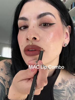 @maccosmetics lip pencil in cork and matte lipstick in taupe 👌 #maccosmetics #macmakeup #maclipstick 
