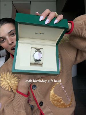So so grateful! thank you all for the birthday wishes & gifts🫶🏽