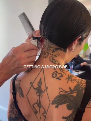 MICRO BOB BABBYYYY thank you so much @Chris McMillan @Chris McMillan Hair #hairgrowth #microbob #bobhaircut 