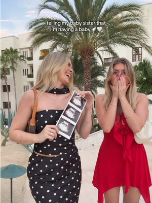 @E Claire 👼🏼🪽🤍 #pregnant #pregnancyannouncement #pregnancytiktok #sister #babysister 
