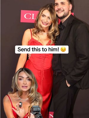 Couples #poseideas straight from the red carpet! 🎬 (save this for later) 😉 @houseofcb @Clarins USA 