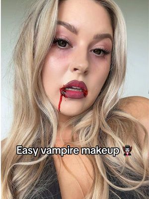 We love a simple Halloween look!! What are u guys dressing up as this yr?