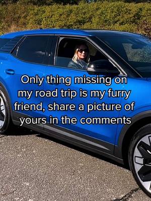 Roadtrips are better with a co-pilot 🐾  Show us yours in the comments below.  #Ford #FordExplorer #EV #ElectricVehicle 
