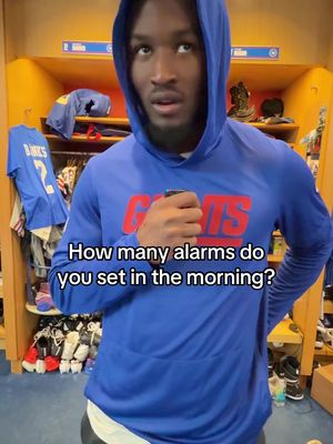 How many alarms do you set in the morning? ⏰ #nyg #giants #nfl 
