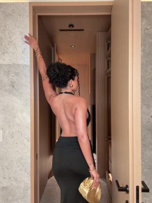 Not in this dress 🖤 at Nobu with @Kérastase 