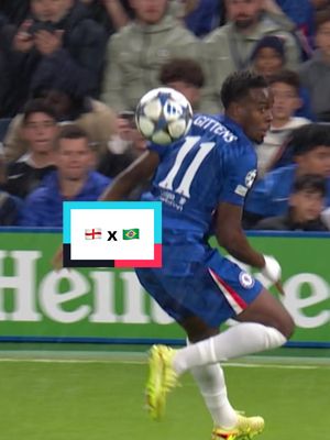 Gittens ➕ Estevao! 💫 #ChelseaFC #CFC #UCL 