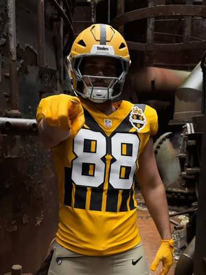 aura 😮‍💨 #steelers #throwback #nfl 