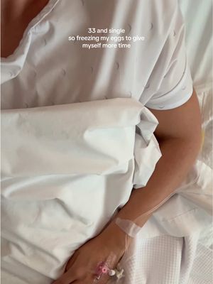 TW: Lately I’ve been in a traject cause I decided to freeze my eggs. When I first did my fertility checks, I honestly thought everything would be fine. I’m only 33, right? But the results showed something different, a low egg reserve and adenomyose.  The process hasn’t been easy. Cause at the end of the day you are doing this own your own and need to comfort yourself in bed when you are sad. But I also surprised myself with how strong I am, and how much love I can give myself in moments like these. In a few weeks I’ll need to do another round to collect more eggs. I’m deeply aware and very thankful that I’m in the position I can do the social freezing and that I still have a chance on a baby. I’m sharing this because I felt so scared to talk about this online and want conversations around fertility to become more open. It’s something so many people deal with silently. So if you’re going through something similar, I’m sending you my love, you’re not alone.  