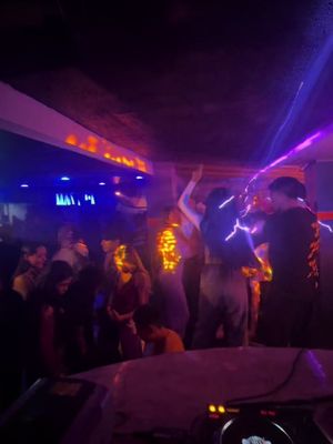 𝙄𝙢𝙥𝙤𝙨𝙞𝙗𝙡𝙚 𝙊𝙡𝙫𝙞𝙙𝙖𝙧 𝙁5 🔥⚡️ #farra #quito #reggaeton #universidadcentraldelecuador #quito_ecuador🇪🇨 