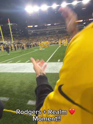 Love u too rodgey. He remembered me. He drew a heart bro. All time moment. (Camera man missed it) 