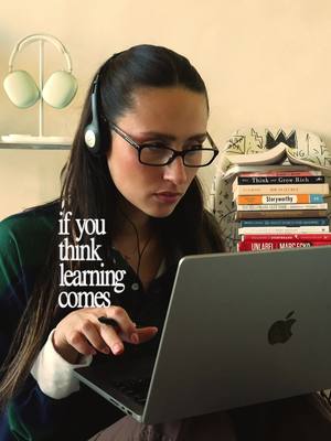 Stop being a knowledge hoarder!! I know it feels good to buy the books and save the podcasts for later but it means nothing unless you actually plan to apply that knowledge.. The smartest people I know aren't the ones who are the most well read, they're the ones who've applied the fewest ideas consistently.  Comment “access” to join the @ joinkynn waitlist bc yes.. something is coming very very soon for the girls who want to be focused, action oriented & held accountable 🤝🏼 #SelfImprovement #discipline #mindsetshift #productivity #growthmindset   