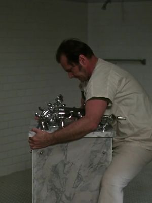 When McMurphy attempts to lift the heavy hydrotherapy sink in an effort to escape, it's not just about physically breaking free. It symbolizes his defiance against the oppressive mental institution system. Though he ultimately fails, he said "But I tried didn't I?" showing his never-give-up attitude, which inspires the Chief to break free. Almost all extras in the hospital were authentic mental patients and Milos Forman would just roll the cameras when they didn't know it, so he could capture their "real reaction". 