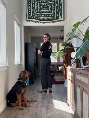 Houndawgin around