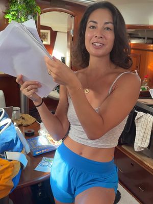 3 years, 20 countries, thousands of dollars of fees, and long hours spent in immigration offices… glad we don’t have to do that anymore 😅 ##liveaboard##sailingcouple##sailboatlife##sailing##beneteau##sailboatliving