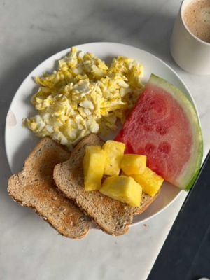 Full day of eating post 8 days of travel! 