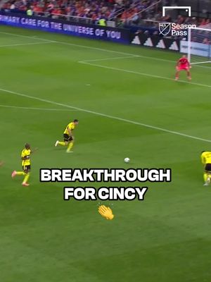 PLAYOFF DRAMA IN THE HELL IS REAL DERBY 😱 Kevin Denkey scored the winner in the 78th minute to give FC Cincinnati a 1-0 Game 1 win over rival Columbus Crew 🔥 #mlscupplayoffs #MLS #majorleaguesoccer #ussoccer 