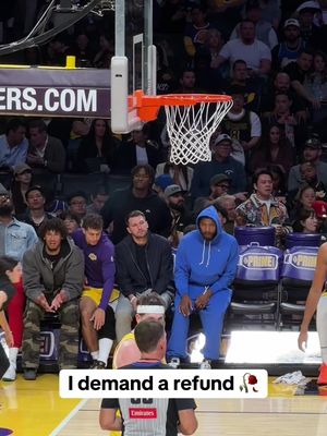 No one’s playing 😭😭😭 #lakers #lebron #luka