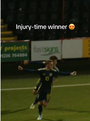 Luke Douglas has scored in the 93rd minute to break the deadlock against England!  #YoungTeam #SCO17s #U17EURO #Scotland #fyp