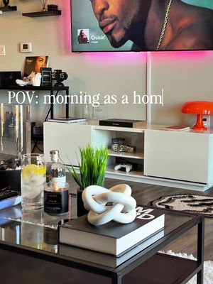 Just being at home in total peace. . . .#decor #interiordesign #Home #cozy #fypシ 